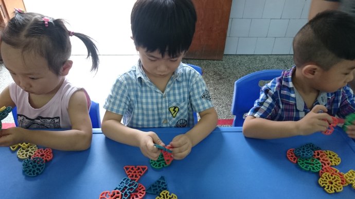 幼儿园装备价钱